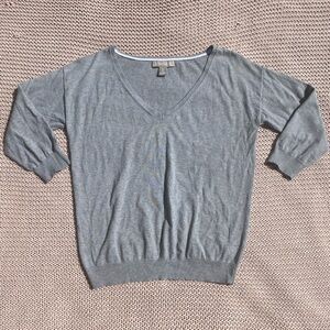 ✰ gray banana republic silk three quarters sleeve sweater ✰